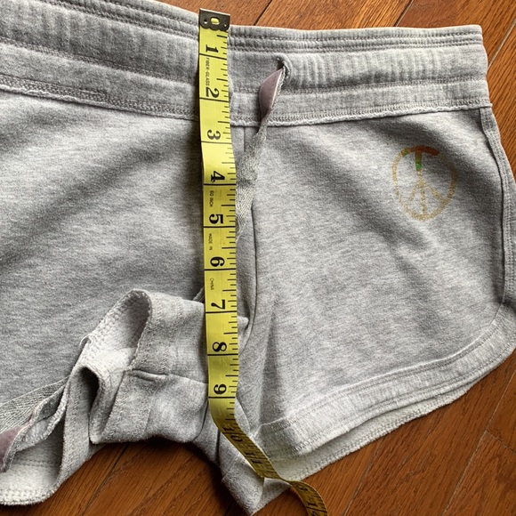 No boundaries Peace sign comfy sweatshirt shorts size medium - Picture 7 of 8